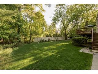 Land For Sale: Riverside, Connecticut