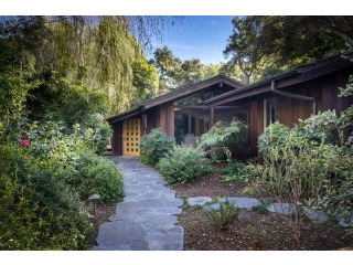 3 bedroom House For Sale: 1960 Sycamore..