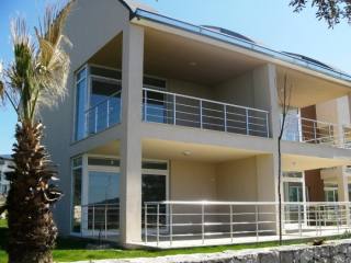 Akbuk Apartment 13018
