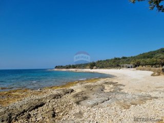 ISTRA - ROVINJ - Punta križ- zemljište 100 m od plaže