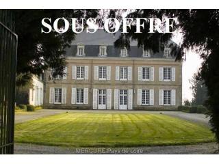 14 bedroom Castle For Sale: 53240 LAVAL