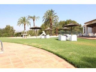 Town house with stunning views, Large..