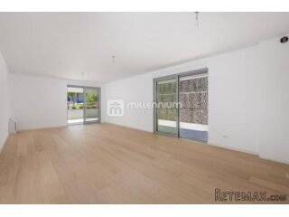 Opatija, vrhunska novogradnja, 97.67m2, vrt i parking