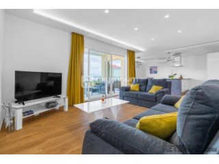 Kostrena, 118m2, 3s+db s balkonom i terasom