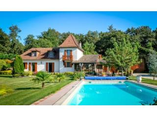 Splendid secluded property with pool..
