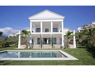 4 Bedrooms - Villas - Malaga - For Sale
