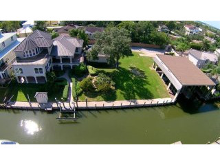4 bedroom House For Sale: 108 Bayou..