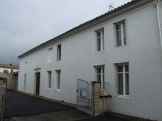 Stone House For Sale Nere