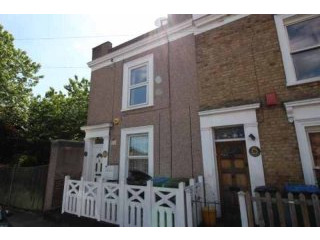2 bedroom, Flat house for sale