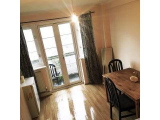 Beautiful And Bright Double Bedroom In..