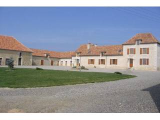 5 bedroom Character For Sale: 86290 SUD..