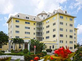 Apartment/townhouse - This delightful..