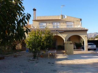 Villa for sale in Hondon de los Frailes..