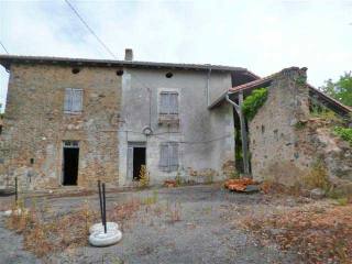 Ref. 3717 - 3721: Twin Stone House To..