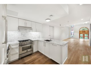 2 bedroom Apartment For Sale: 415 EAST..