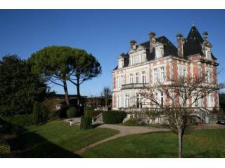 7 bedroom Manor House For Sale: 16000..