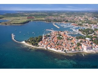 Građevinsko zemljište na frekventnoj lokaciji