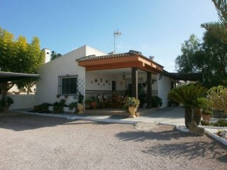 3 Bedrooms - Villa - Alicante - For Sale