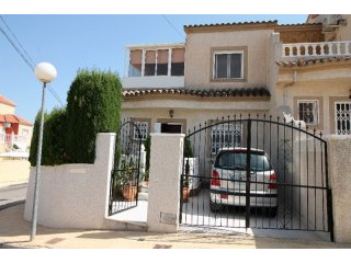 3 Bedrooms - Townhouse - Alicante - For..