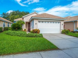 2 bedroom House For Sale: 4294..