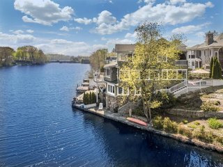 3 bedroom House For Sale: 97 Valley..