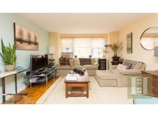 1 bedroom Apartment For Sale: 3135..