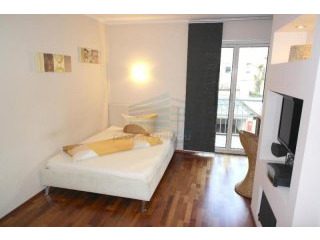 1 Zimmer Apartment mit Kuche, Bad, Flur..