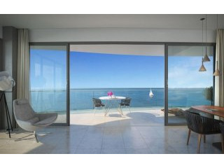 Exclusive seafront two bedroom..