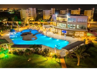 Sea View East Coast Ready 3 Bed..