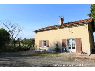 Ref 29024 : Maison Situee Entre Vergt..