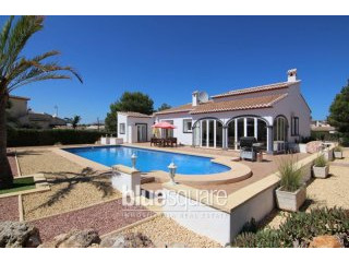 Large 4 bedroom villa with private pool..