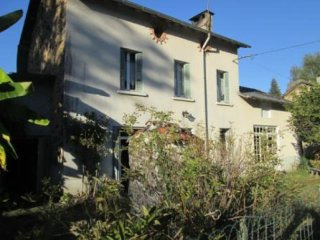 Superb Village House, Ideal Holiday Home