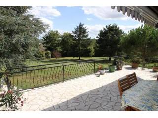 6 bedroom Villa For Sale: 86270 LA..