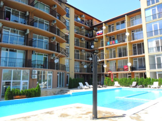 One-bedroom furnished apartment in a..