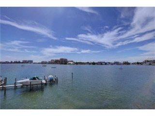 2 bedroom Property For Sale: 644 ISLAND..
