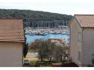 ISTRA, PULA, VERUDA - kuća s pogledom na more