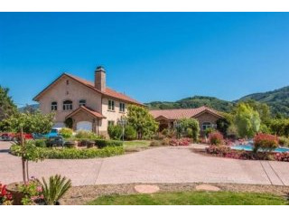private Mediterranean Oasis one flat..