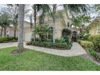 229 Andalusia Dr, Palm Beach Gardens..