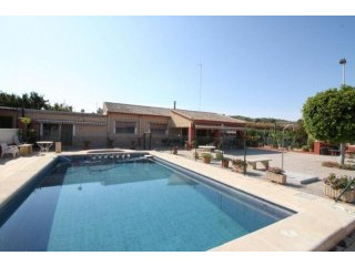 Ranch style villa big pool, 3beds..