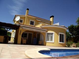 3 Bed 3 Bath Detached Villa Gata..
