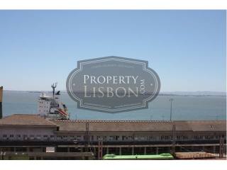 Renovated Lisbon Palace with Amazing..