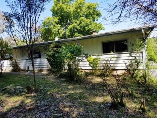 18536 Ginger Avenue Redding, CA, 96003..