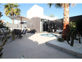 2 Bedrooms - Semi Detached - Alicante -..