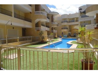 First floor Apartment with swimming..