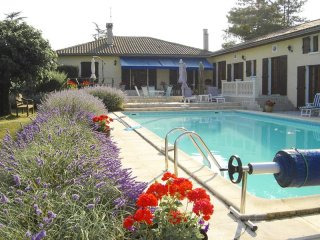 Very Spacious Detached House With..
