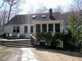4 bedroom Flat For Sale: 34 Main Street..