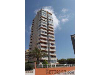 Gran residencial situado en primera línea de la playa con..