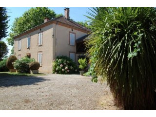 Character House With Outbuildings Pool..