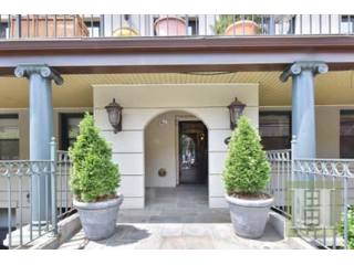 2 bedroom Apartment For Sale: 600..