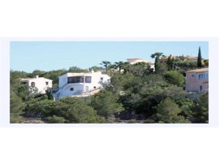 4 Bedrooms - Villa - Alicante - For Sale
